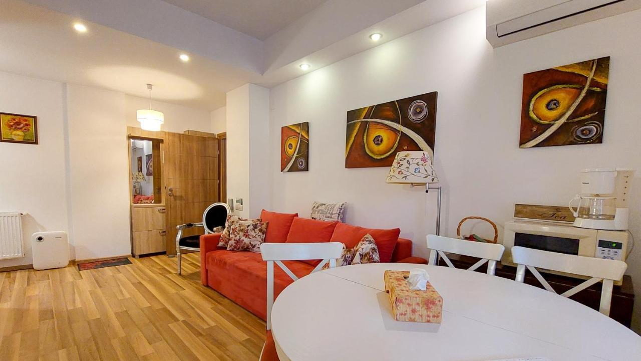 Ferienwohnung Fancy 1Bd Family Friendly In Historical Centre Bukarest Exterior foto