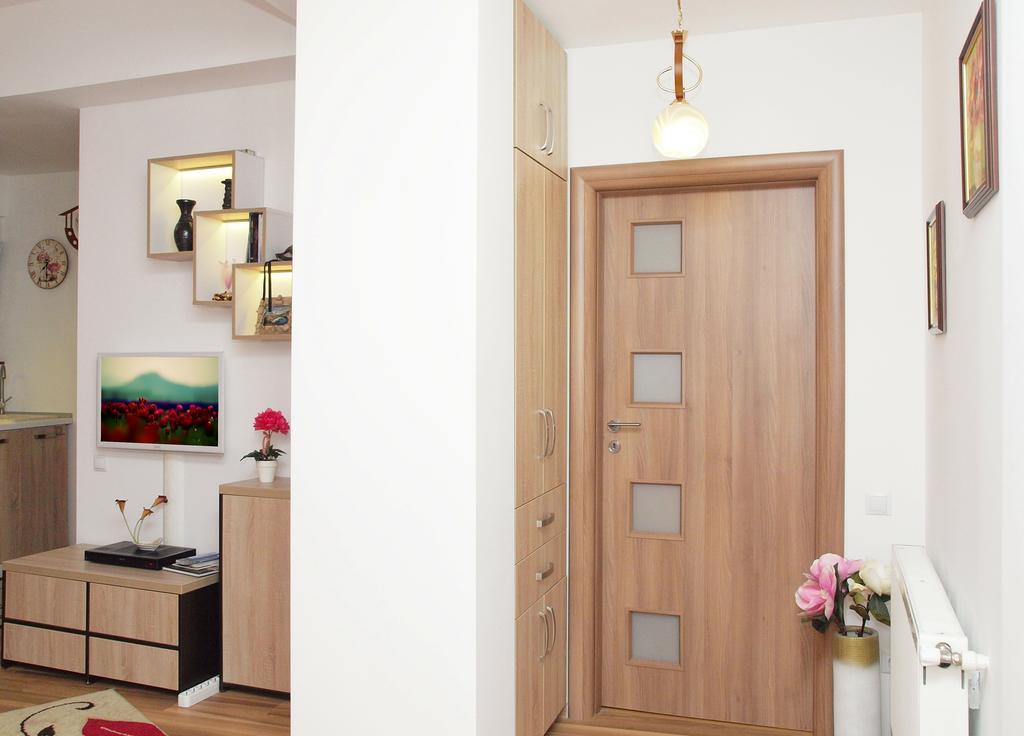 Ferienwohnung Fancy 1Bd Family Friendly In Historical Centre Bukarest Exterior foto