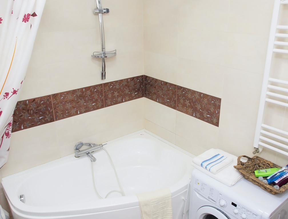 Ferienwohnung Fancy 1Bd Family Friendly In Historical Centre Bukarest Exterior foto